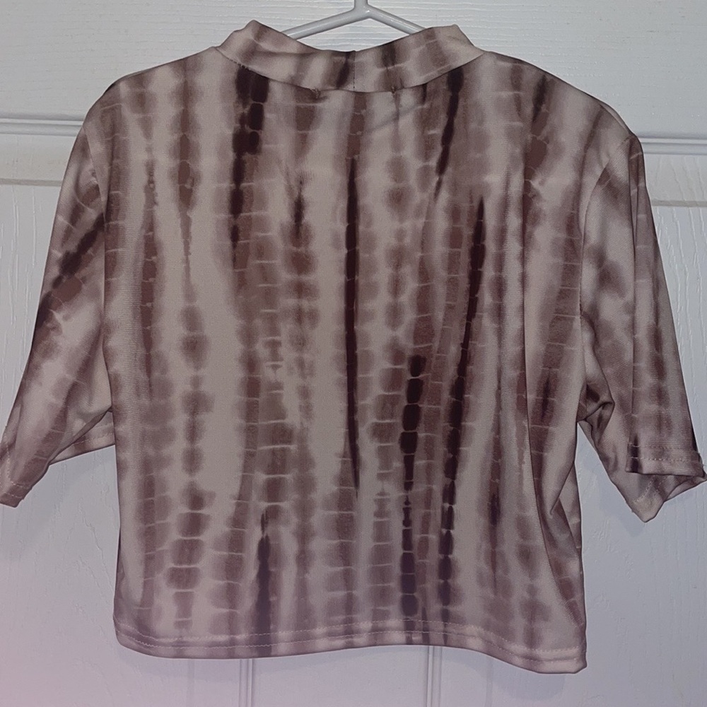 PrettyLittleThing Crop Top - Picture 5 of 6